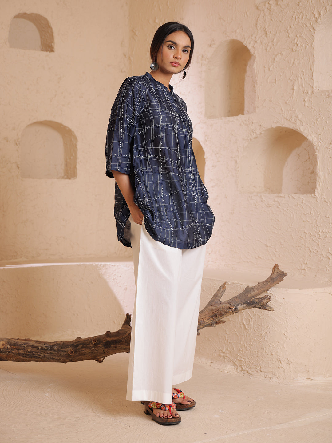 A LINE TUNIC/TOP WITH TEXTURES