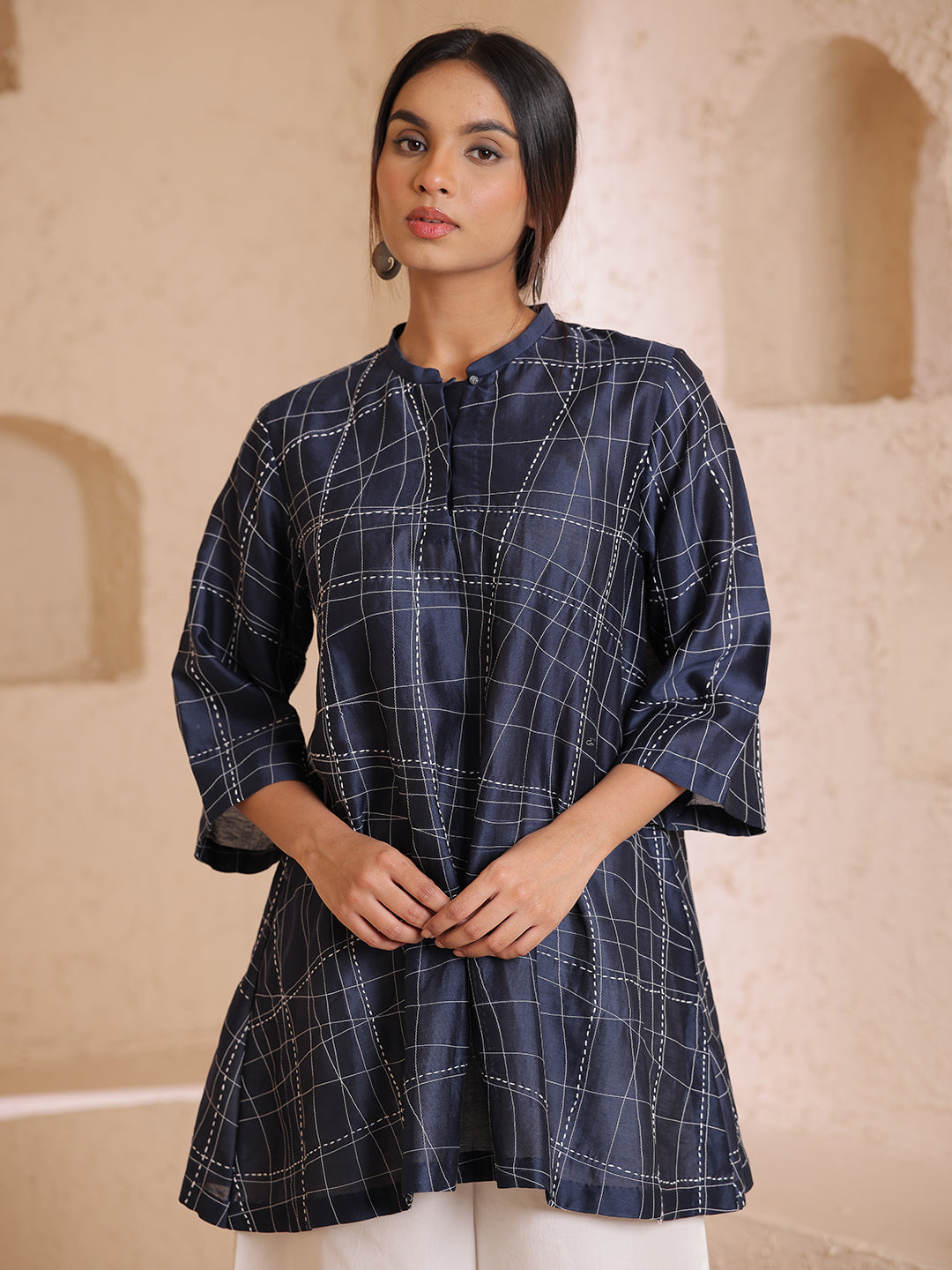 A LINE TUNIC/TOP WITH TEXTURES
