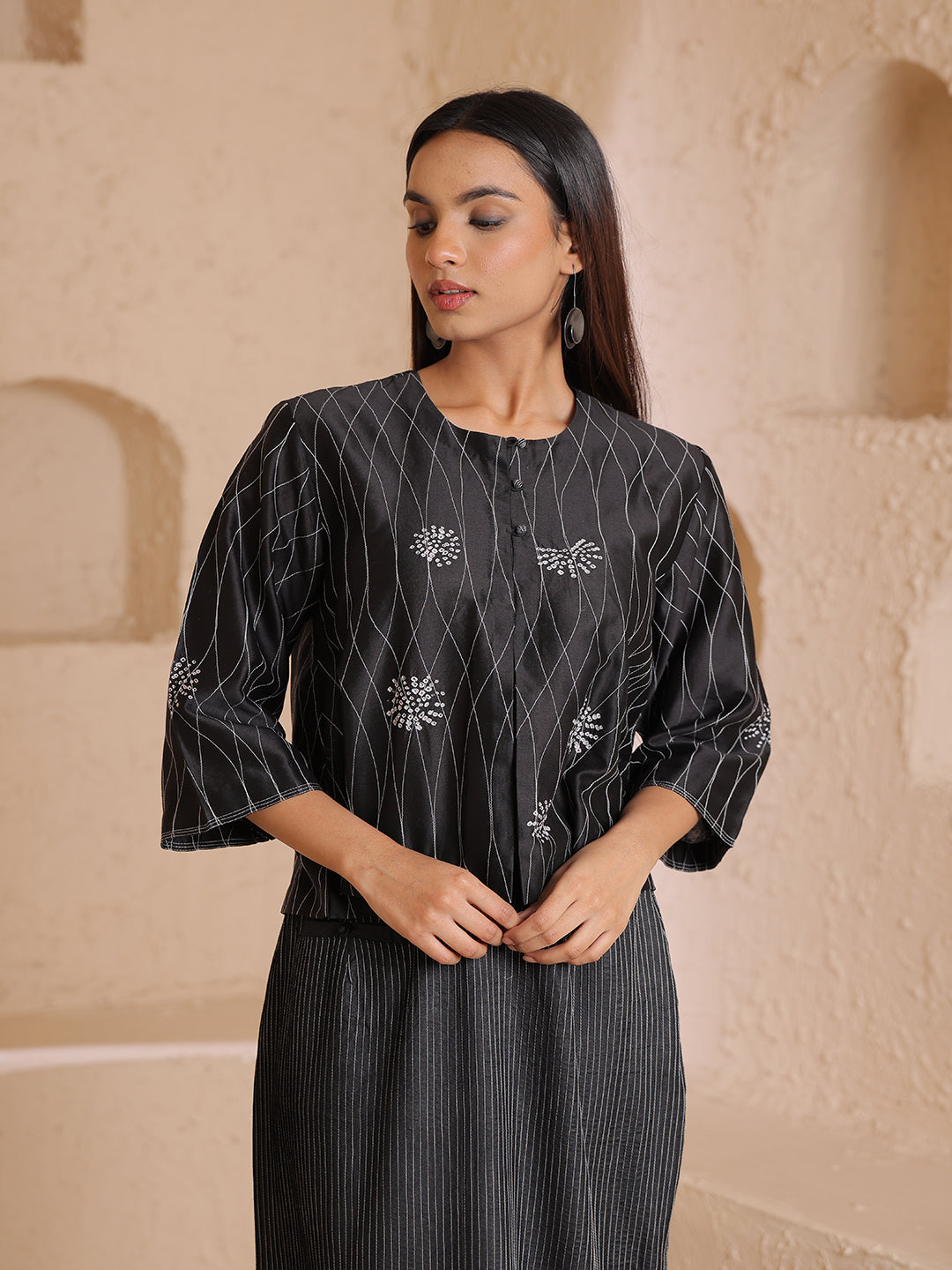 BANDHANI CROPPED TOP