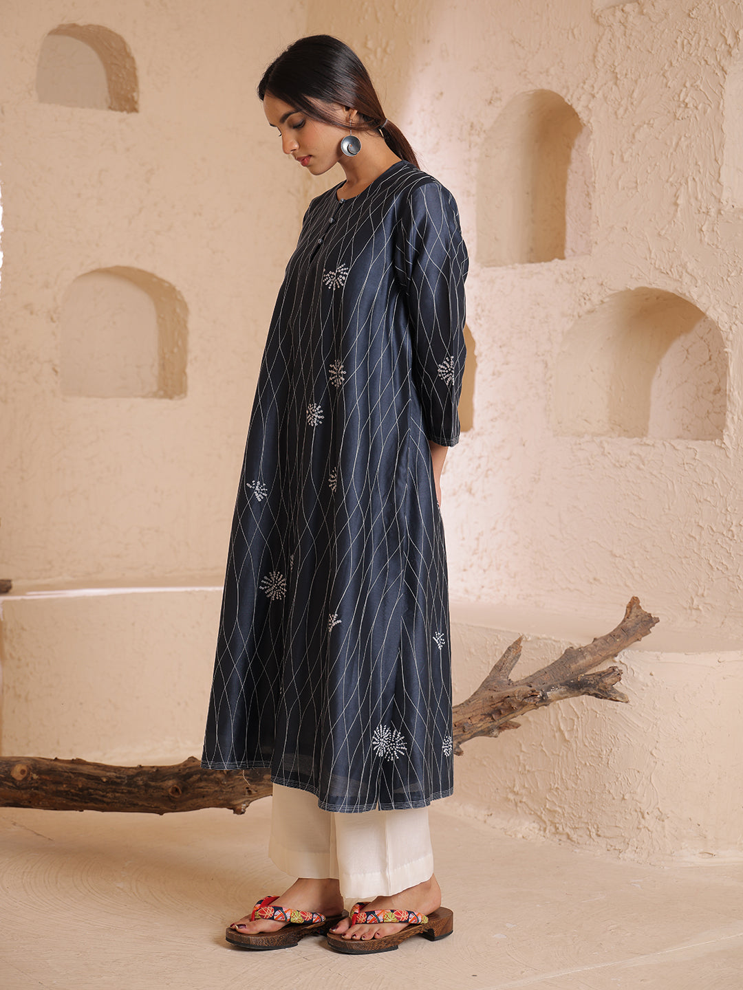 BANDHANI KURTA
