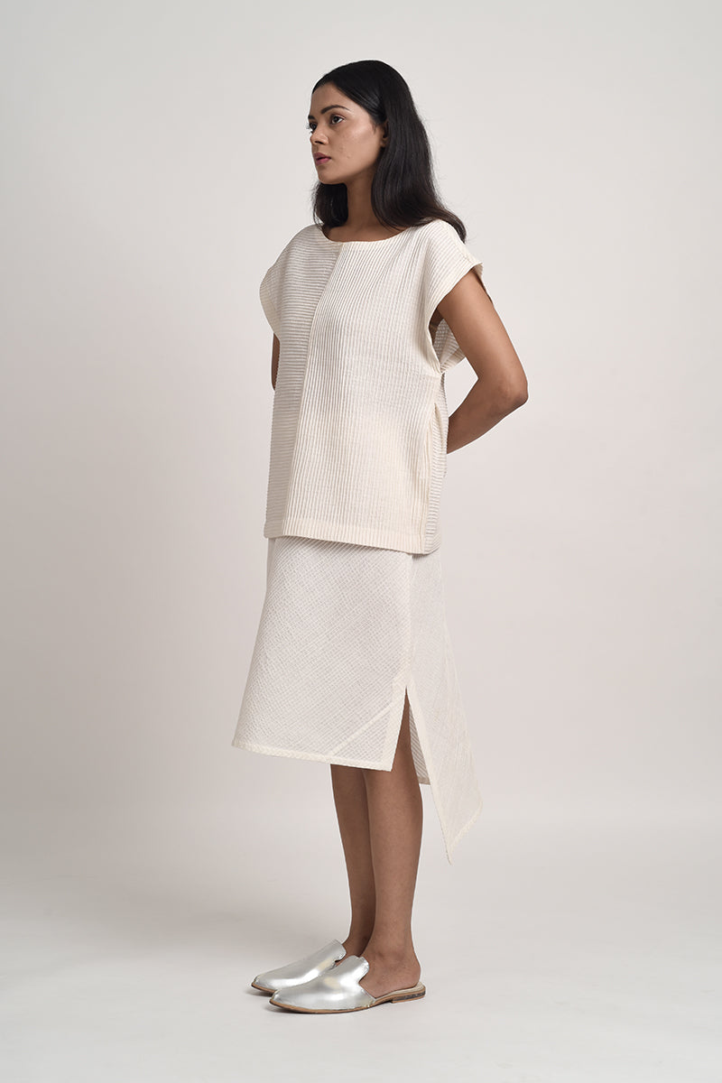 PINTUCKED RELAXED FIT TOP