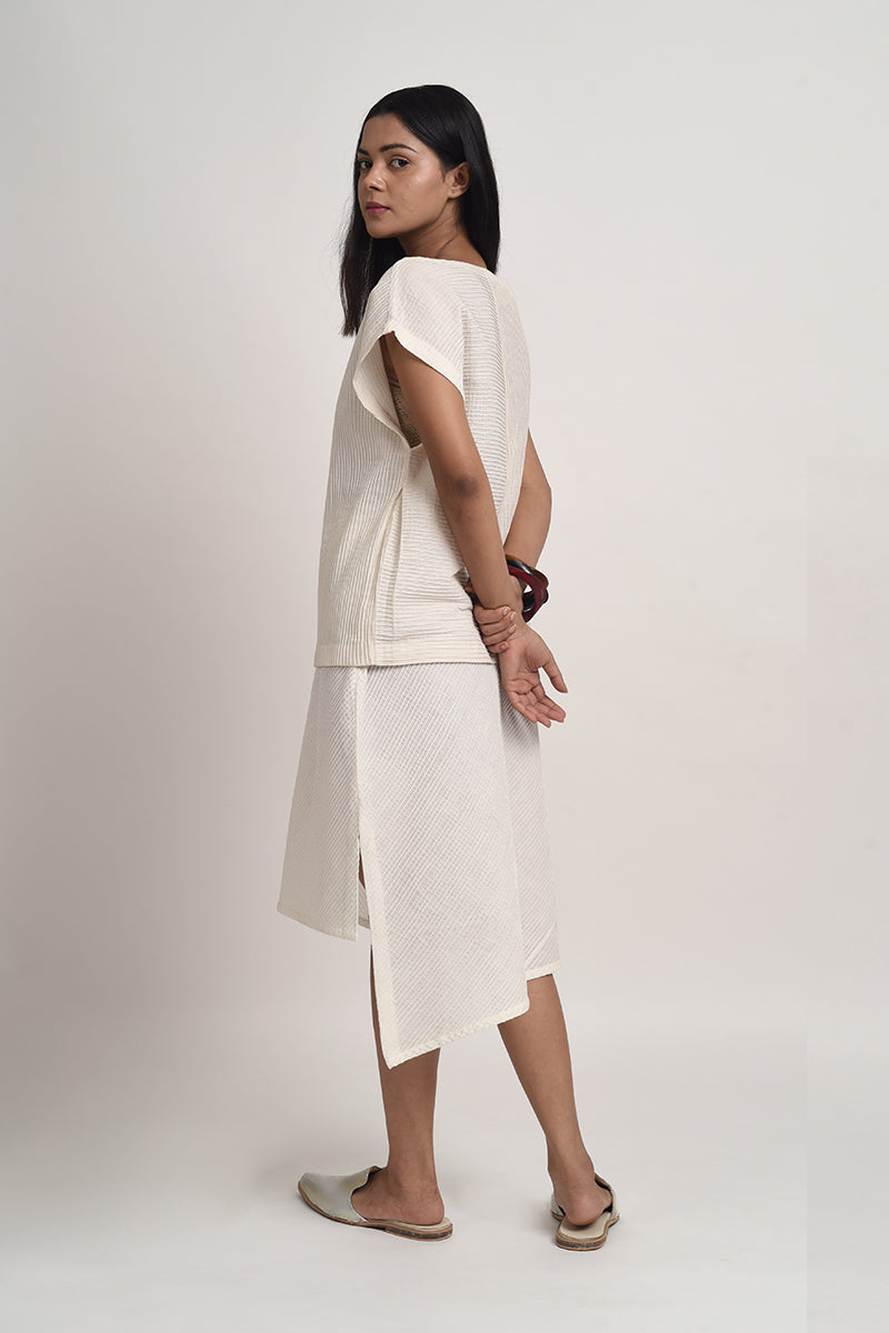 PINTUCKED RELAXED FIT TOP