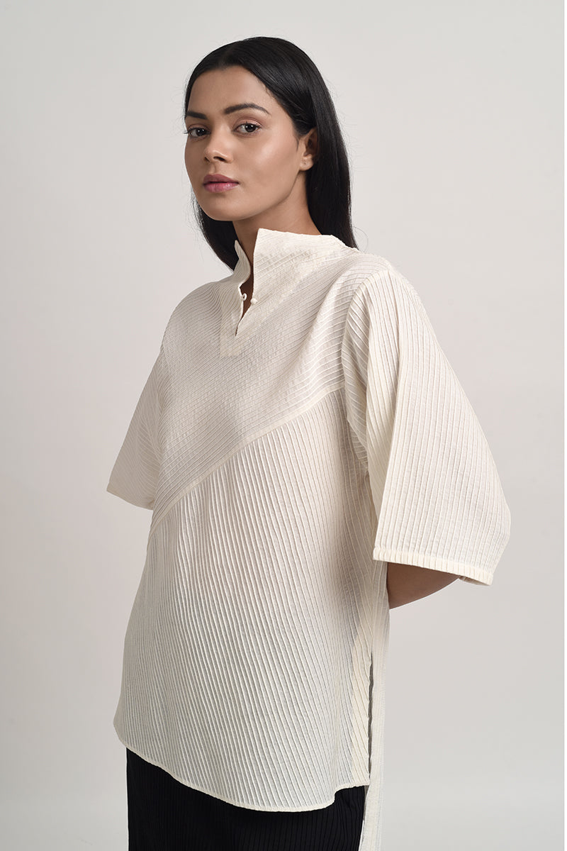 PINTUCKED HIGH-LOW TOP